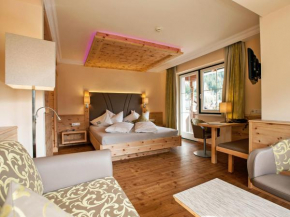 Гостиница Wohlfühl Hotel Robert - Ihr Bed & Breakfast in Mayrhofen  Майрхофен